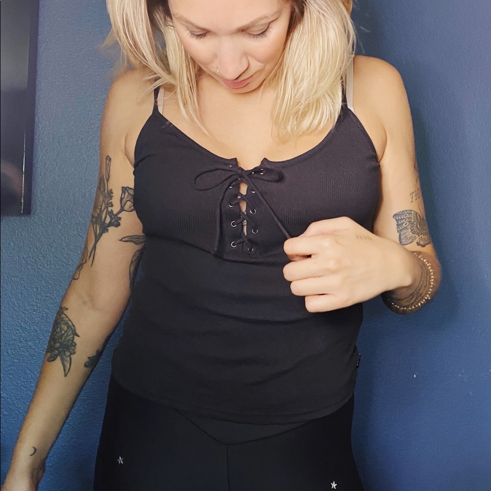 RVCA lace front tank NWOT